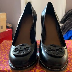 Tory Burch Black Leanne Pump-Veg Calf